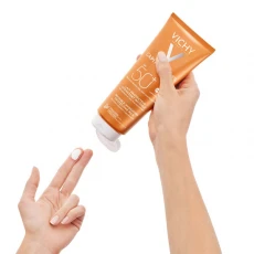 Vichy Capital Soleil Mleko za telo SPF 50+ družinski paket, 300 ml